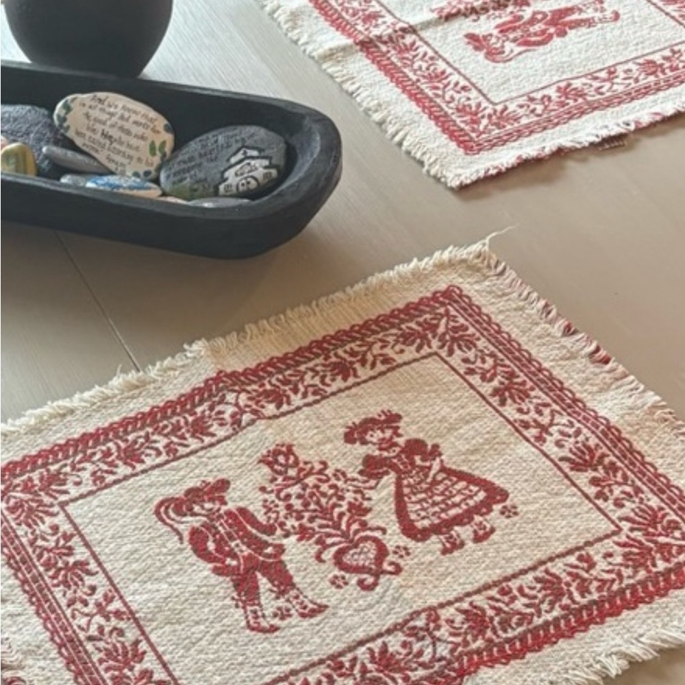 Vintage Folk Art Couple‎ Made in Austria Red and Cream Set of 4 Placemats